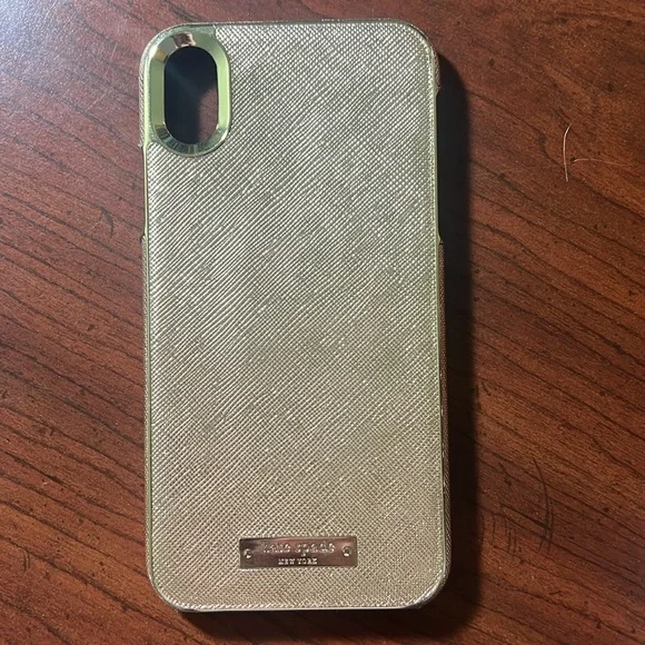 Kate Spade Rose Gold IPhone XR case - Picture 5 of 5